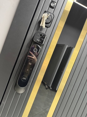 Металюкс M-S1151 с электронным замком